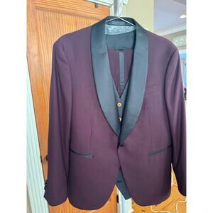 Hockerty Custom Suit with vest 40 S - NWOT